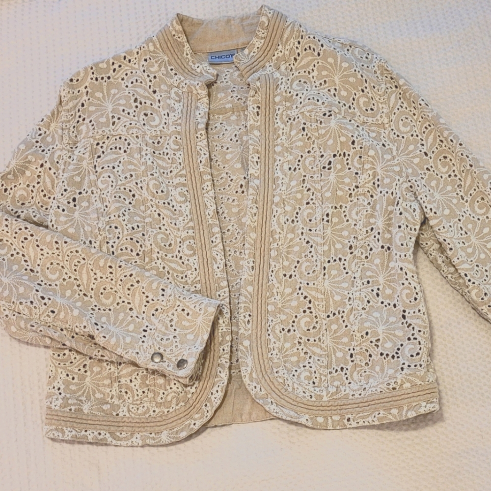 Chico's Beige Eyelet Jacket. Size -Chico's 2. - Picture 2 of 8